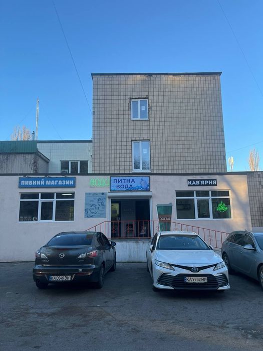 Продаж кав'ярні біля парку совки