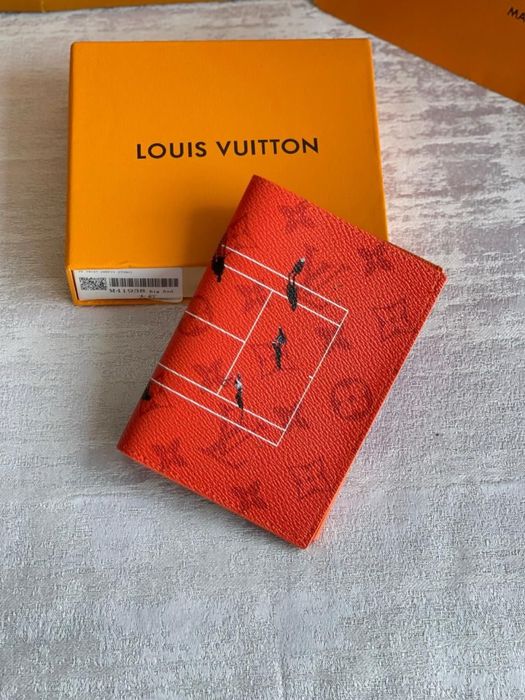 Louis Vuitton картхолдер