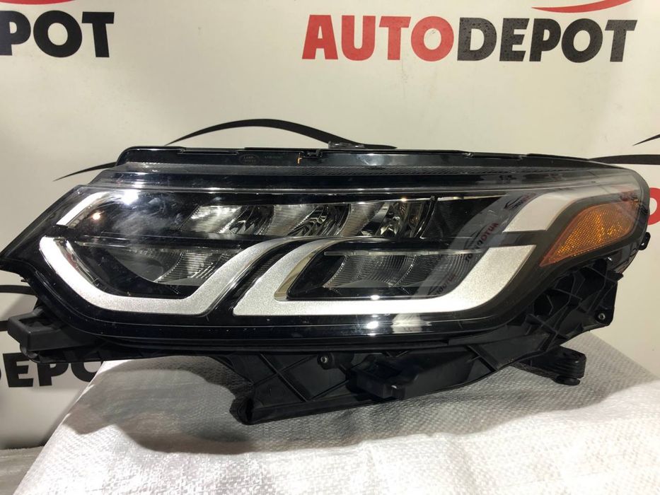 Фара ліва Land Rover Discovery Sport L550 LOW 2019-