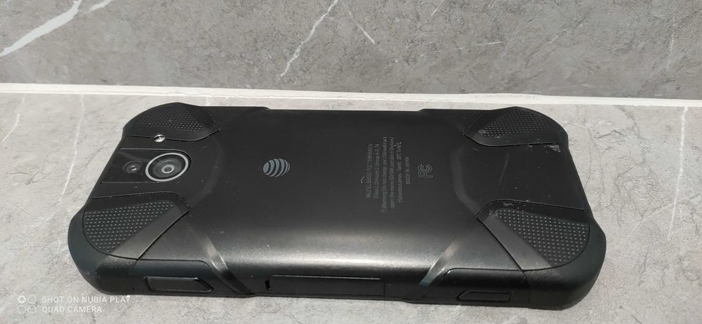 Продам телефон KYOCERA 4/64 GB японець