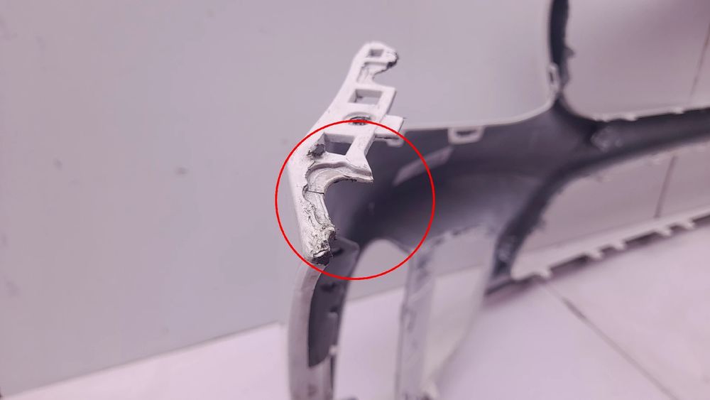 Pára-choques frente MERCEDES-BENZ Classe C Carrinha (S205)