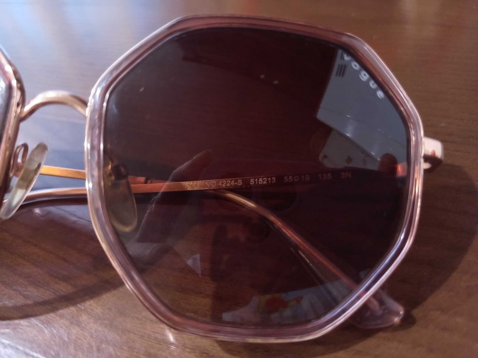 Сонцезахисні окуляри Vogue Eyewear VO4224S.