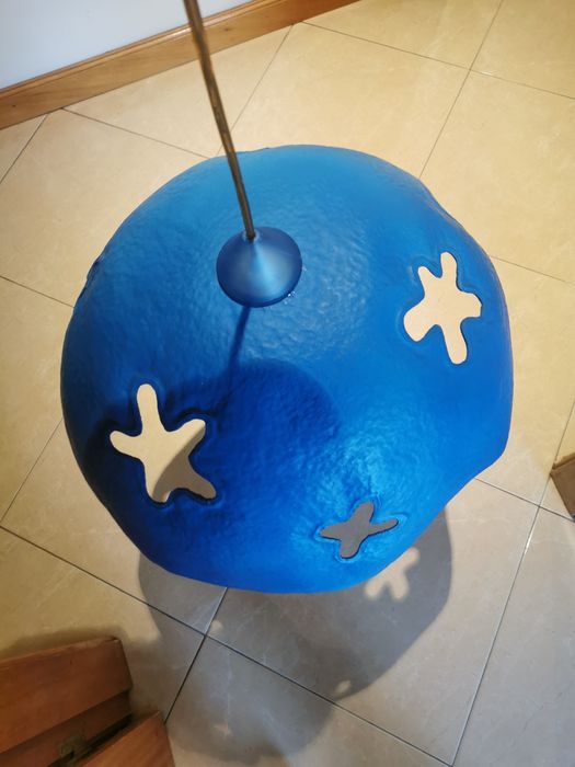 Candeeiro de tecto para quarto de criança azul