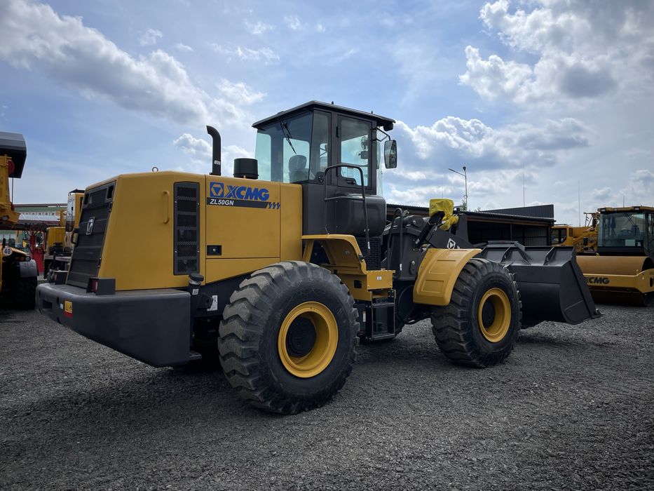 Фронтальний навантажувач XCMG ZL 50 2026