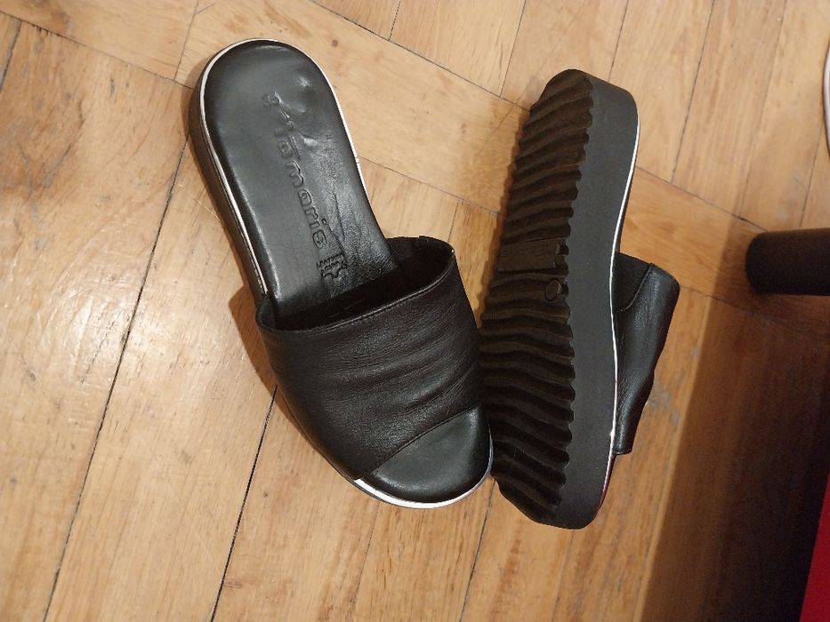 klapki Tamaris skórzane