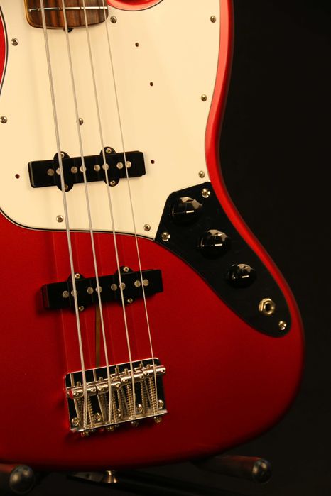 Fender Jazz Bass JB62 CAR 1997 r. Japan