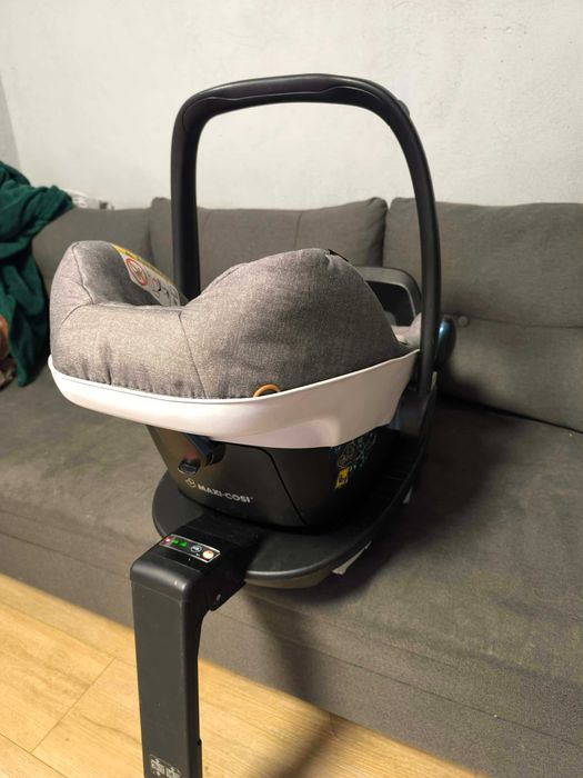 Fotelik Maxi-Cosi Pebble Pro i-Size + baza 3wayFix - ISOFIX stan TOP!