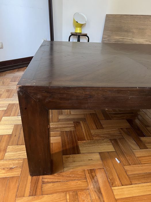 Mesa madera quadrada