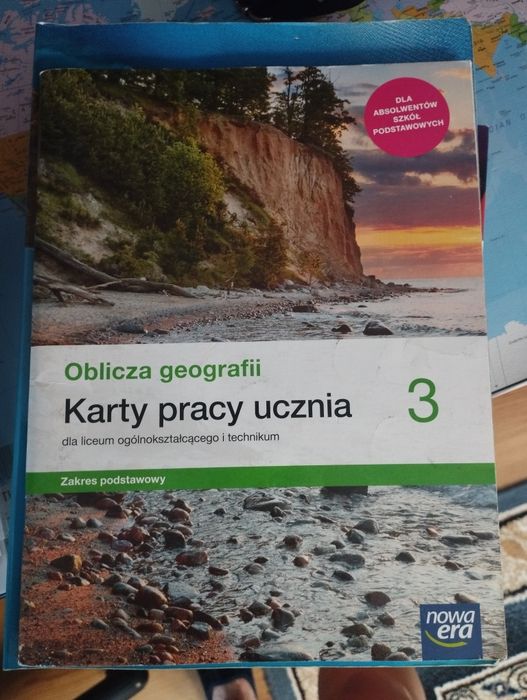 Oblicza geografii. Karty pracy 3