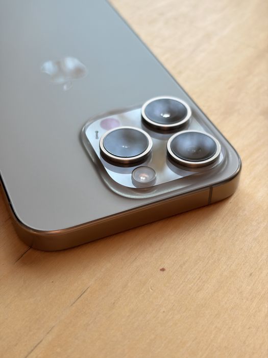 Iphone 15 pro 128 GB tytan naturalny