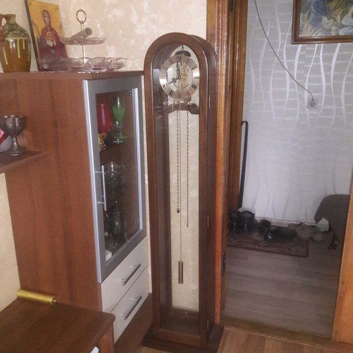 Пррдам напольний годинник Adler