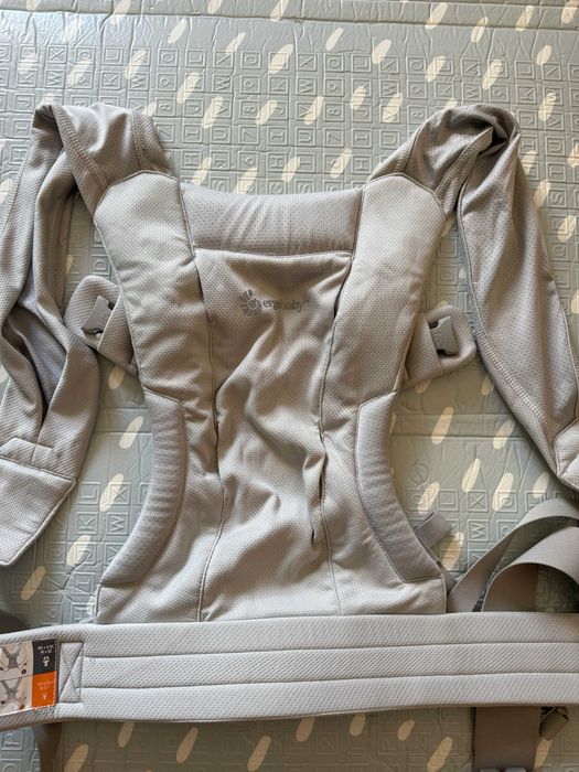 Vendo Ergobaby Embrace [Soft Grey] | Como NOVO
