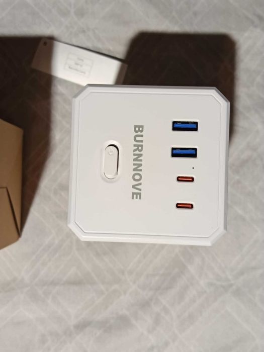 wtyczka do gniazda 8w1