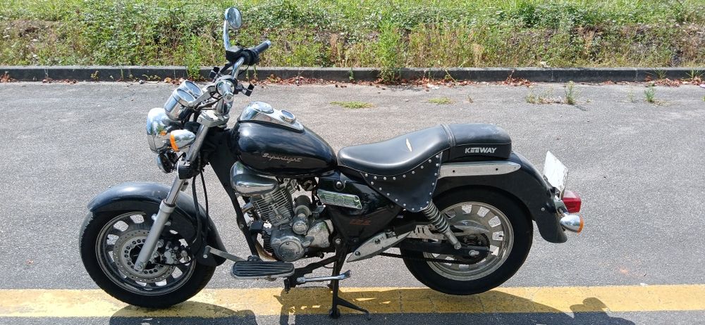 Keeway Superlight 125