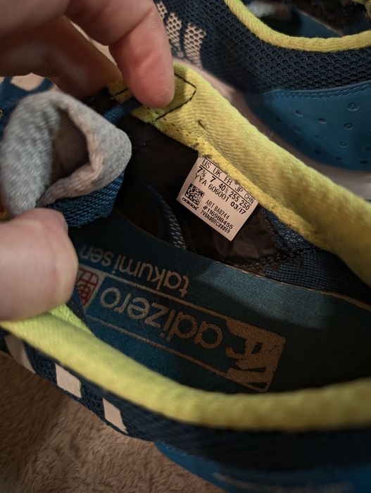 Кросівки Adidas 40 розмір 25, 5-26 см бігові original відмінний стан