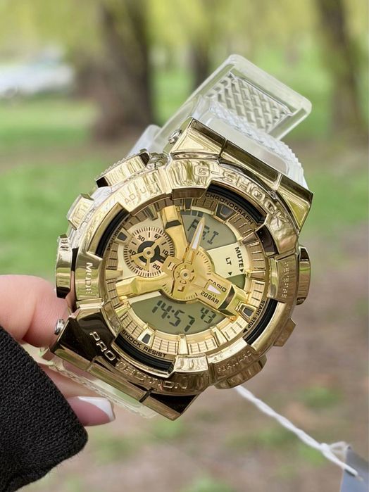 Чоловічий годинник CASIO G-SHOCK GM-110SG-9A.