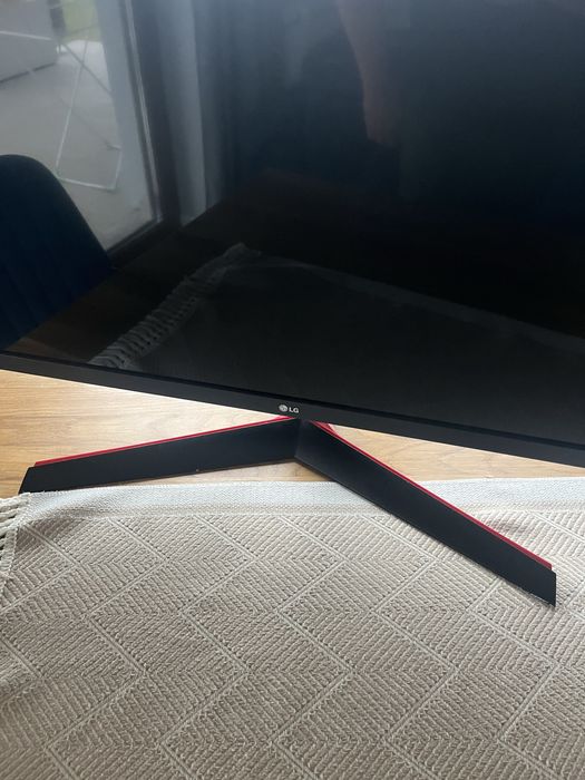 Monitor LG 32” bardzo dobry stan