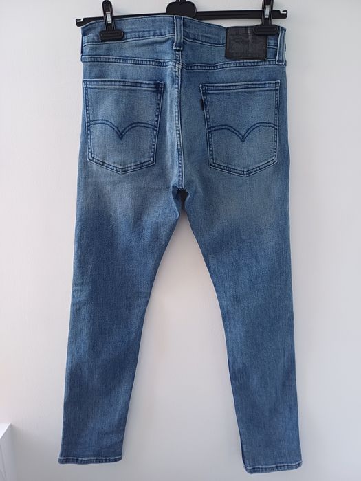 Зауженные джинсы LEVIS  519 оригинал мужские 32×30