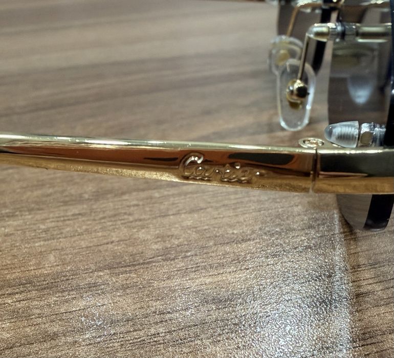 Сонцезахисні окуляри Cartier