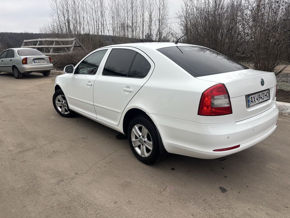 Продам Шкоду А5 2011год