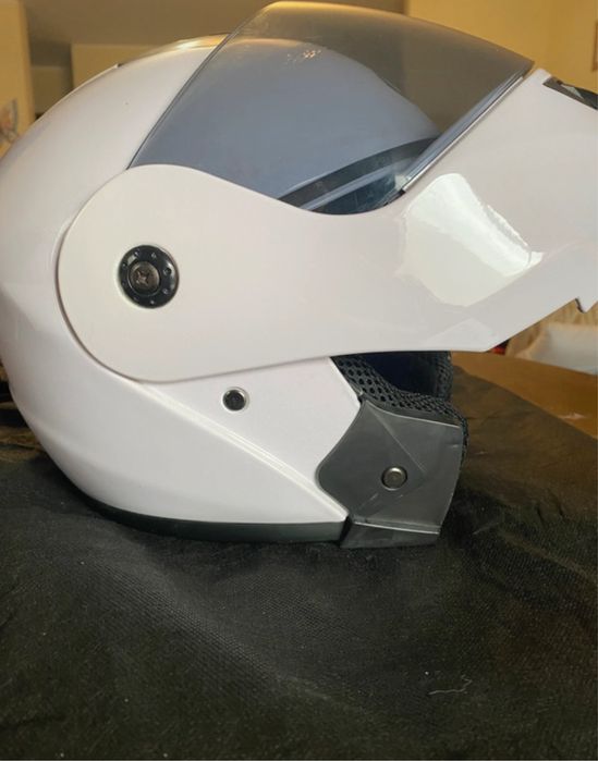 Capacete de mota branco