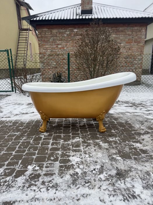 Ретро ванна золота ванна  оренда ванни фотозона (00234)