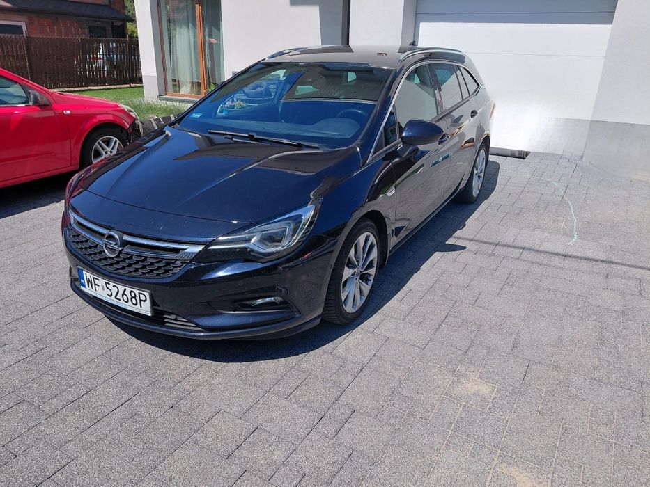 Opel Astra 1.6 Turbo AT Elite