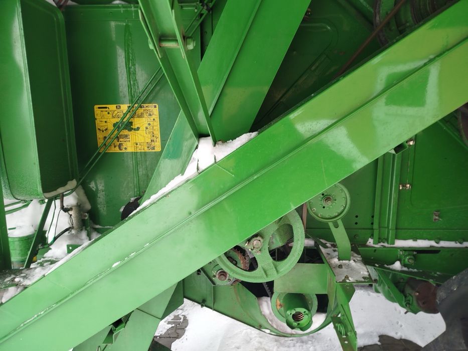 Комбайн зернозбиральний John Deere 1055-1157. Джон Дір 1055