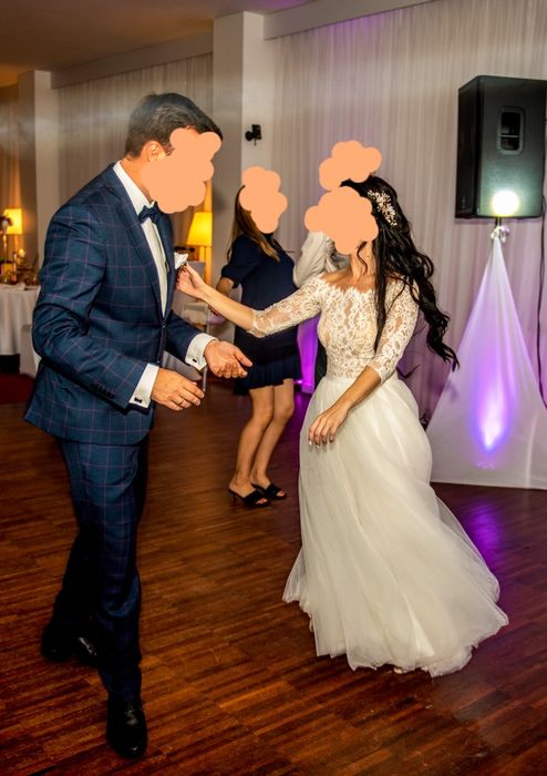 Śliczna suknia ślubna