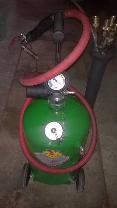 Aspirador de óleo auto (pneumático)