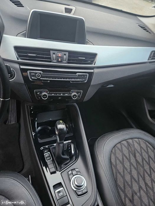 BMW X1 18 d sDrive Auto