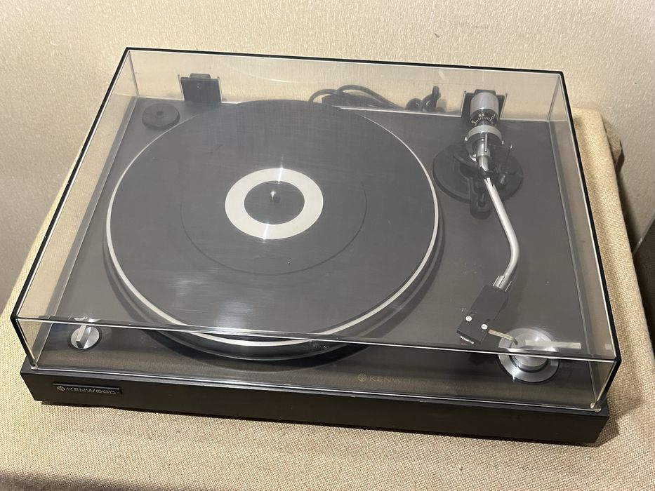 Японский проигрыватель винила 70-х KENWOOD KD-1500 (BELT DRIVE)