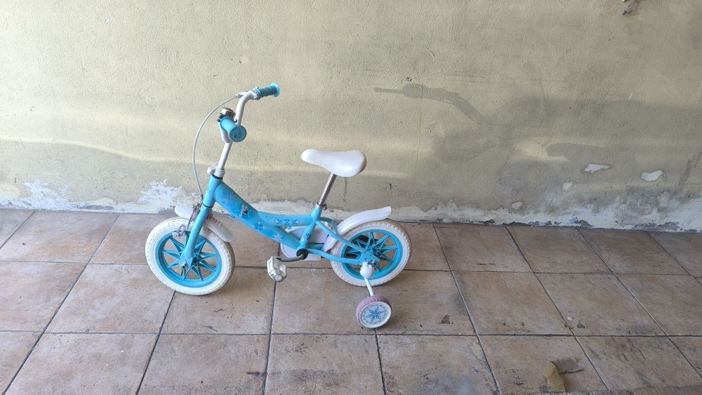 Bicicleta de menina Frozen