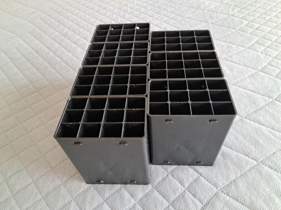 Organizery na markery, 7 sztuk (każdy na 12 markerów)