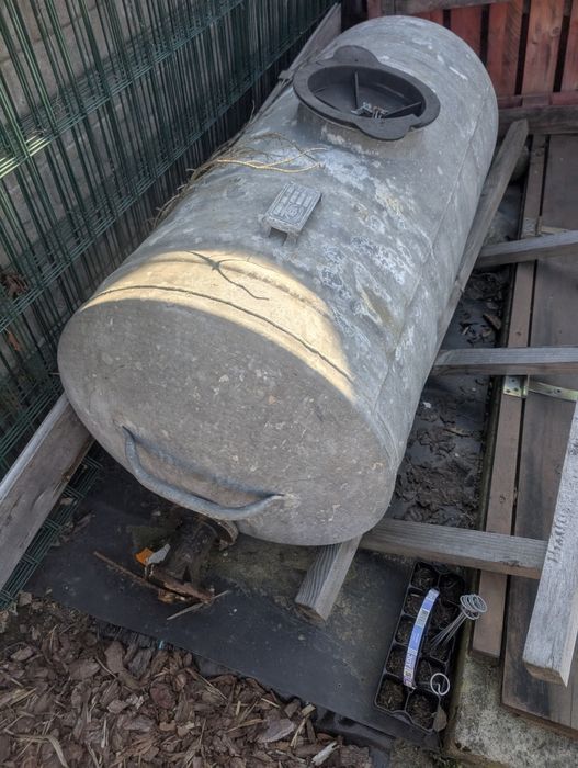 Beczka stalowa ocynk 400l