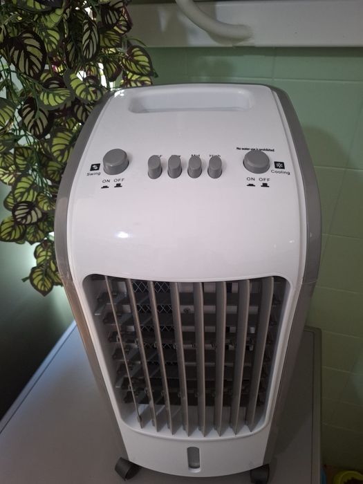 Climatizador Evaporativo – Muito Bom Estado