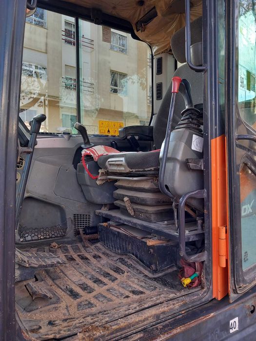 Mini Giratória Dossan 8.5 ton