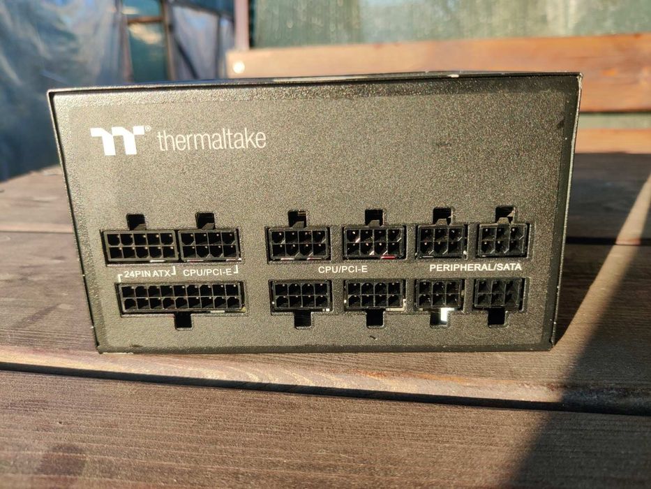 Thermaltake GF 850W Gold Блок питания на пломбе