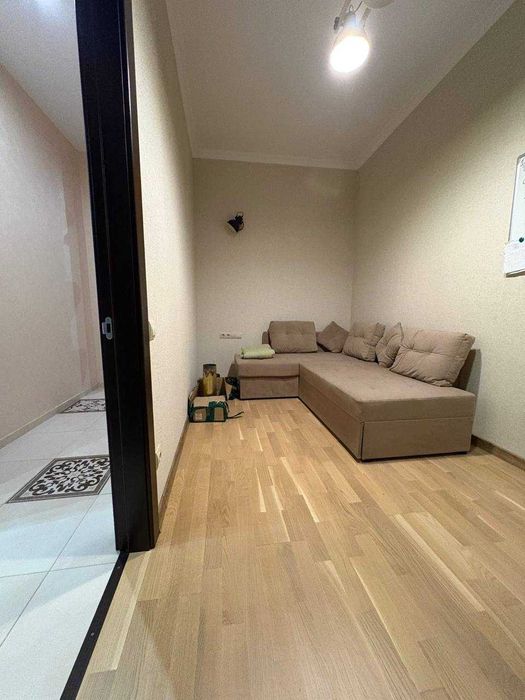 Продаж квартири Метробудівська, 13/10  Відрадний Газ є