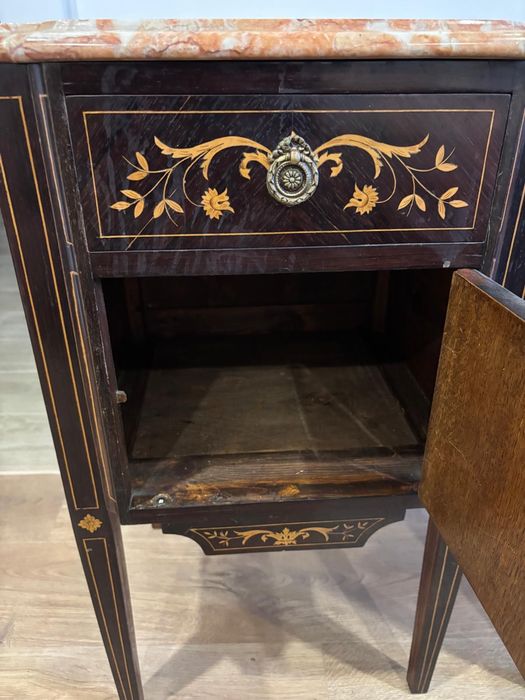 Mesas de Cabeceira estilo Dona Maria