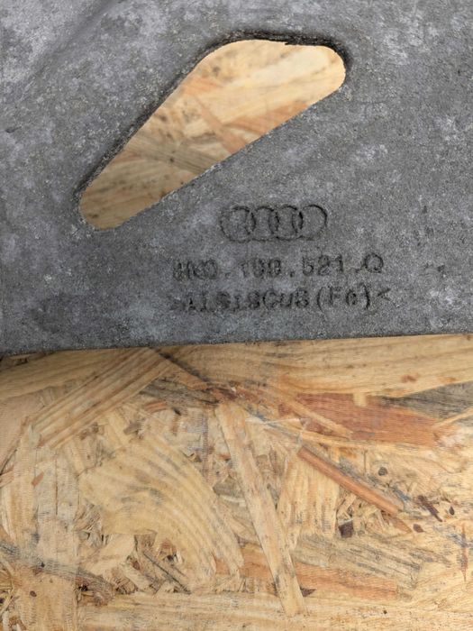 Балка крепления двигателя 8K0199521Q Audi A4 B8 Ауді а4 Б8 Траверса Кронштейн Двигуна