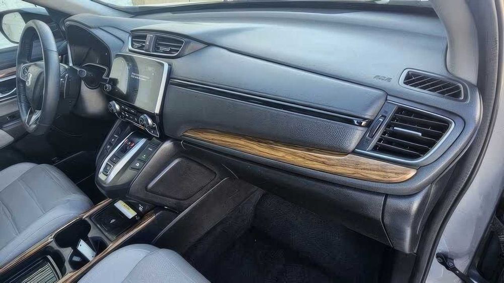 Honda CR-V Hybrid Touring      2022