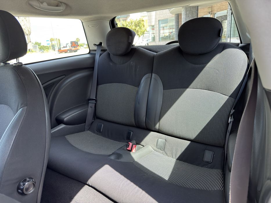 Mini Cooper D Ano 2008 1.6D 110cv 234,000km Som Harman Kardon varios extras aceito retoma/troca