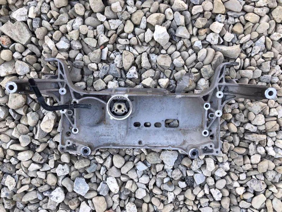 Балка підрамник Volkswagen Tiguan Passat Пассат CC B6 B7 3C0 199 369 F