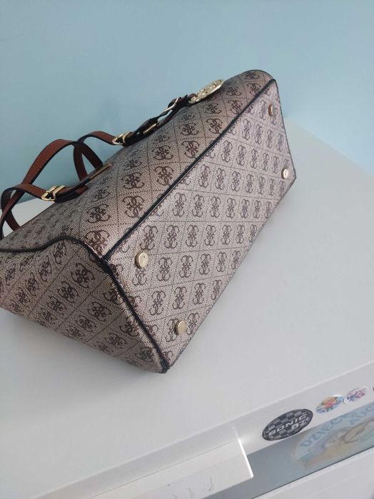 Torebka damska Guess
