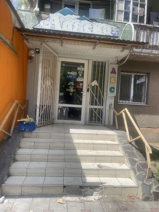 Продаж приміщення