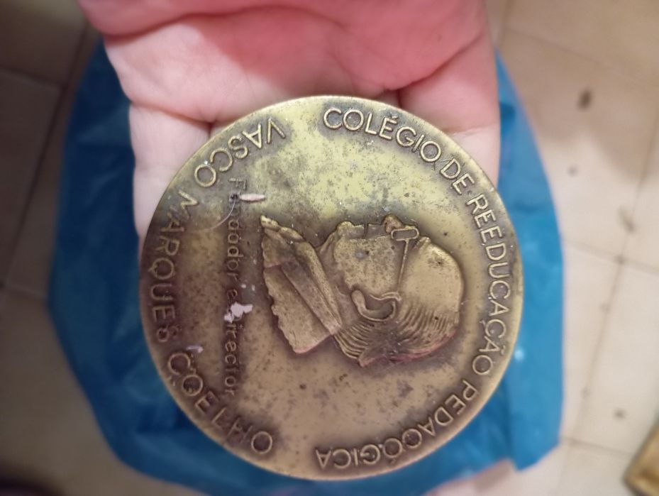 Medalha antiga ver fotos