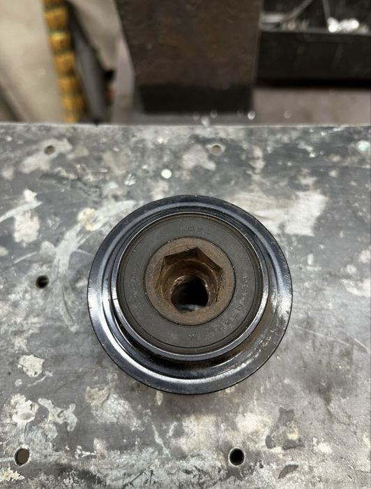 Муфта обгонна генератора ( Ролик ) Соренто 2 xm Сантафе 2.2d