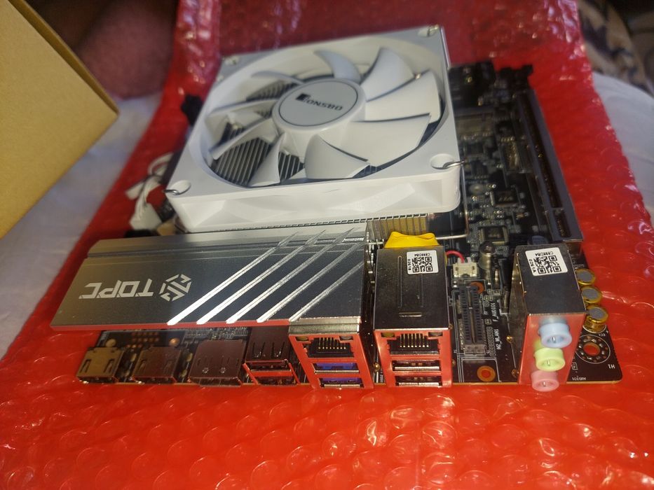 Bundle mini itx rysen 7 7840HS(troco)por xbox series x