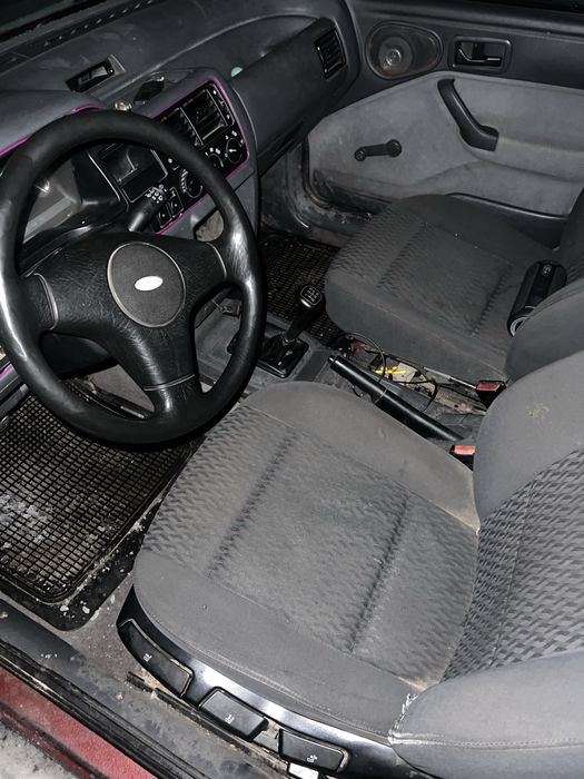 ford escort 1.6 інжектор, на ходу